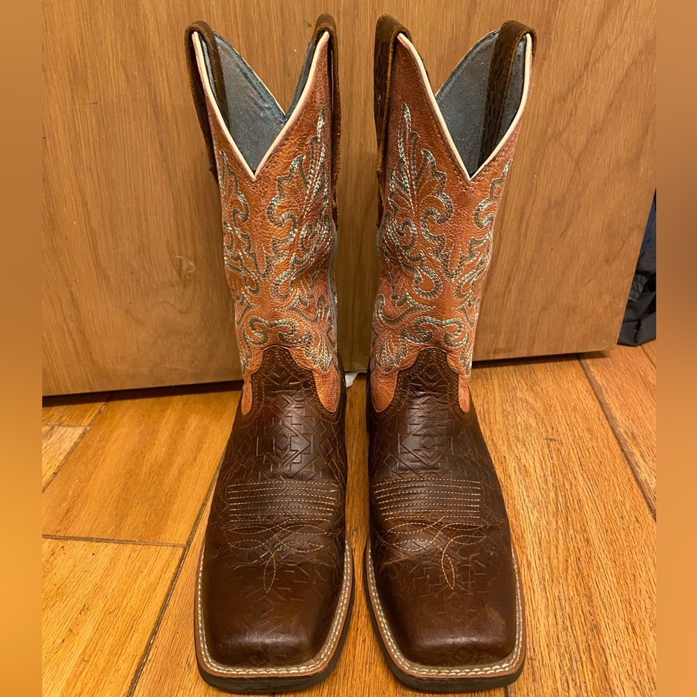 Women’s boots